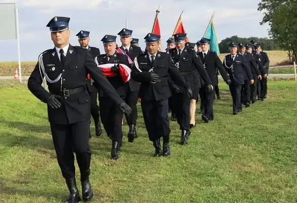 100-lecie OSP Beszowa: nowy sztandar i samochód „Janek”