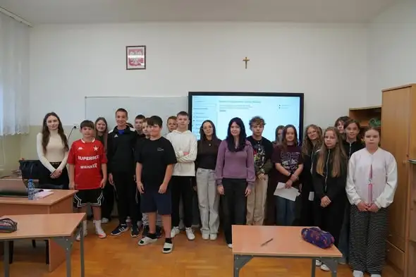 Warsztaty psychologiczne o hejcie i mediach społecznościowych dla uczniów z Gminy Osiek