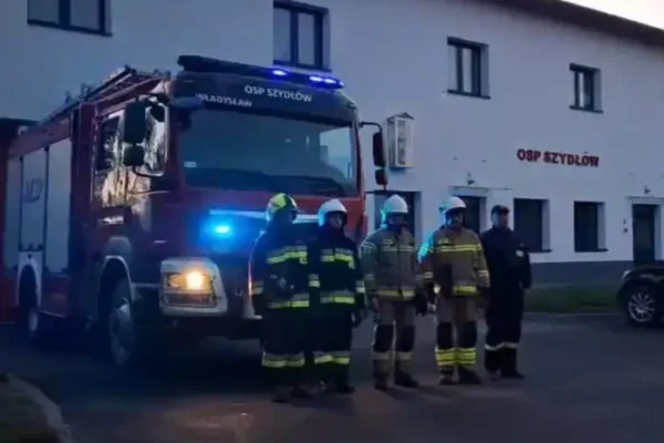Strażacy oddali hołd kolegom z JRG Nisko. Syreny zawyły punktualnie o 18:00