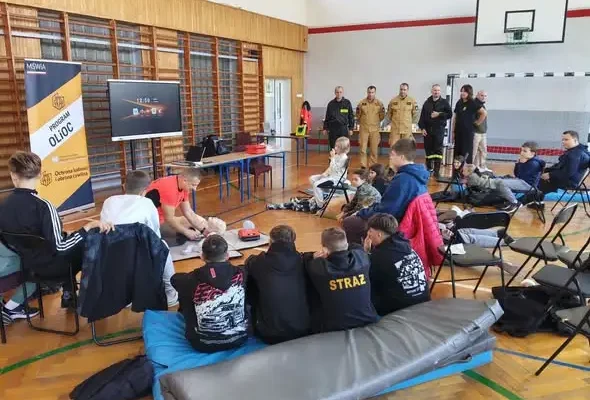 Krajowy Trening Rodzinny w powiecie staszowskim – bezpieczeństwo zaczyna się od rodziny