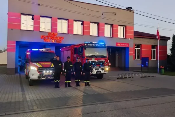 Strażacy z OSP Rytwiany oddali hołd poległym w Nisku