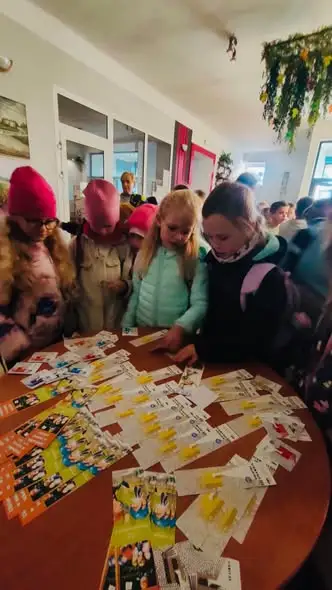 Filmowa Noc Bibliotek w Bogorii – „Ronja, córka zbójnika” przyciągnęła mieszkańców