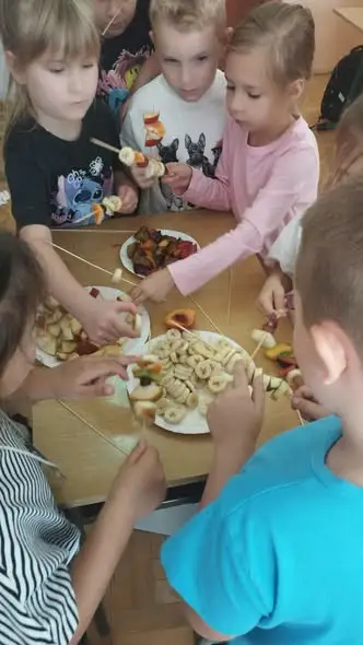 Tydzień Zdrowego Odżywiania w Trójce – witaminowe szaszłyki w klasie I B